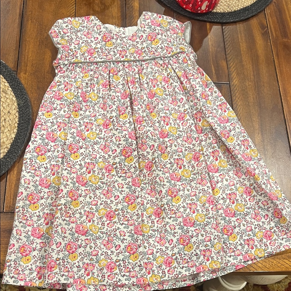 Girls Bisby Floral Dress Like new Size 6 Boutique